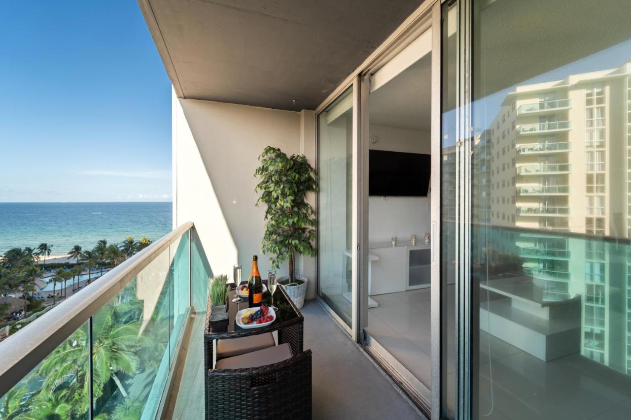 הוליווד Luxury Beachfront Condo Private Beach Access, Pool & Game Room!!! מראה חיצוני תמונה