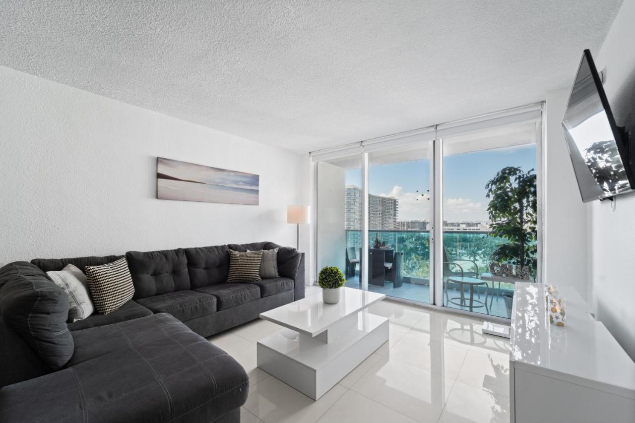 הוליווד Luxury Beachfront Condo Private Beach Access, Pool & Game Room!!! מראה חיצוני תמונה