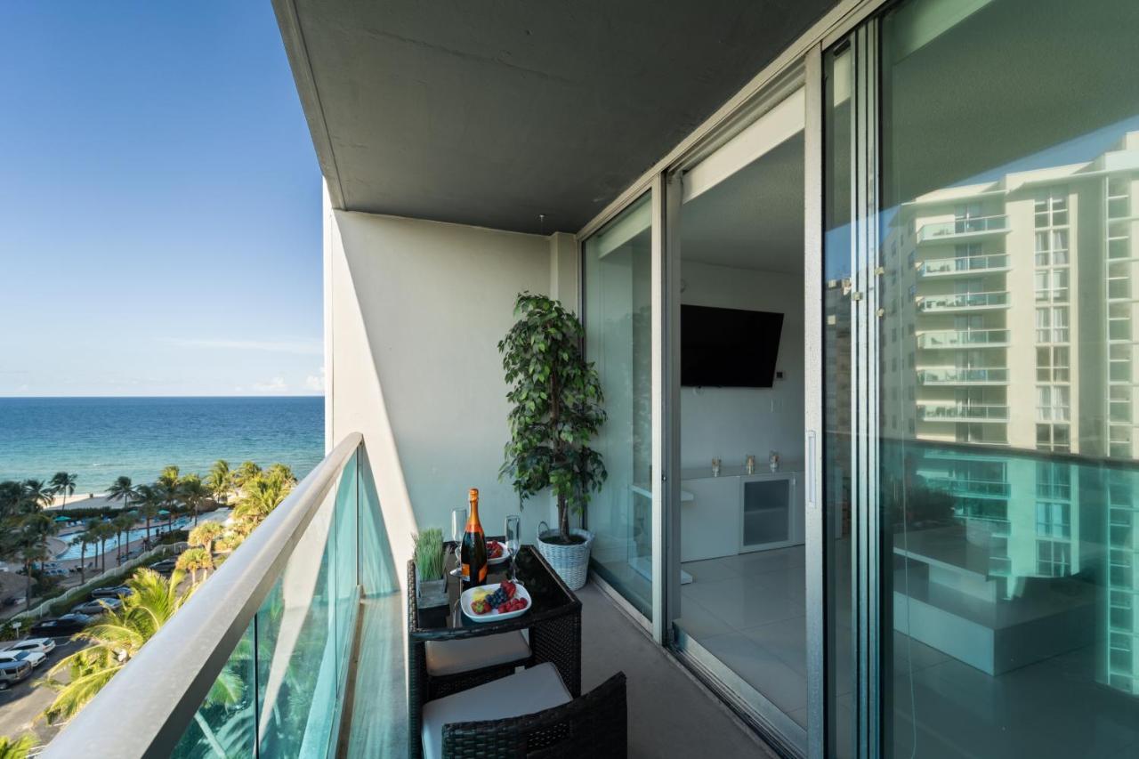הוליווד Luxury Beachfront Condo Private Beach Access, Pool & Game Room!!! מראה חיצוני תמונה