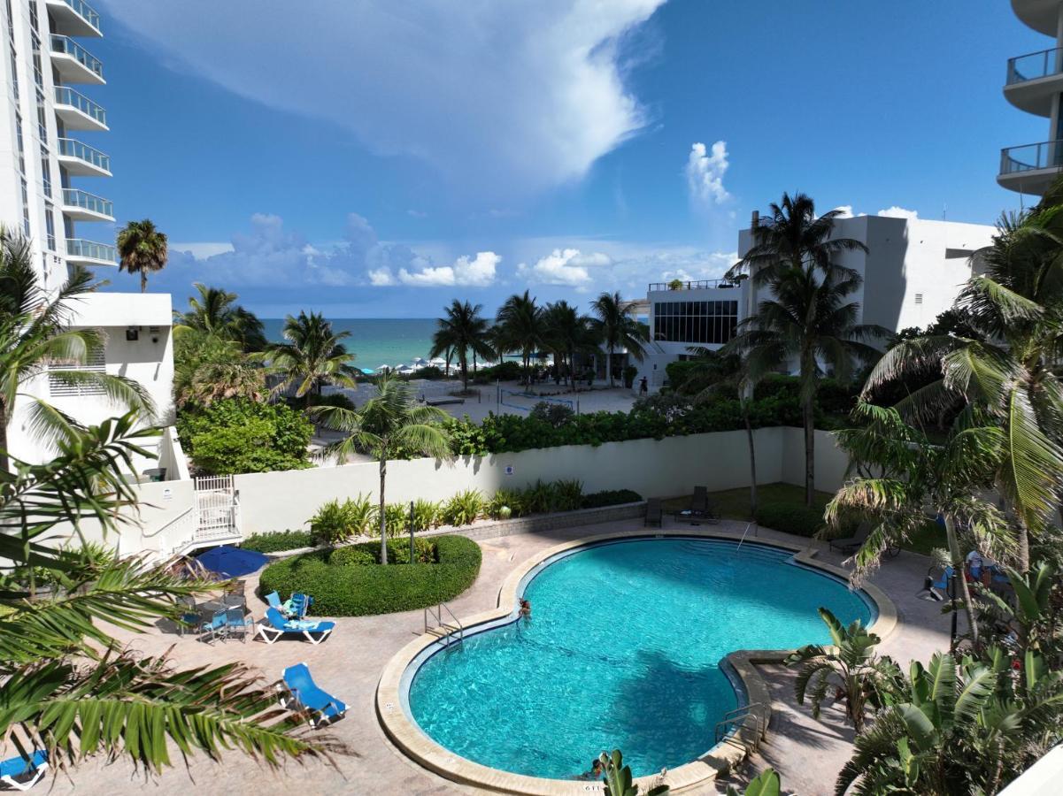 הוליווד Luxury Beachfront Condo Private Beach Access, Pool & Game Room!!! מראה חיצוני תמונה