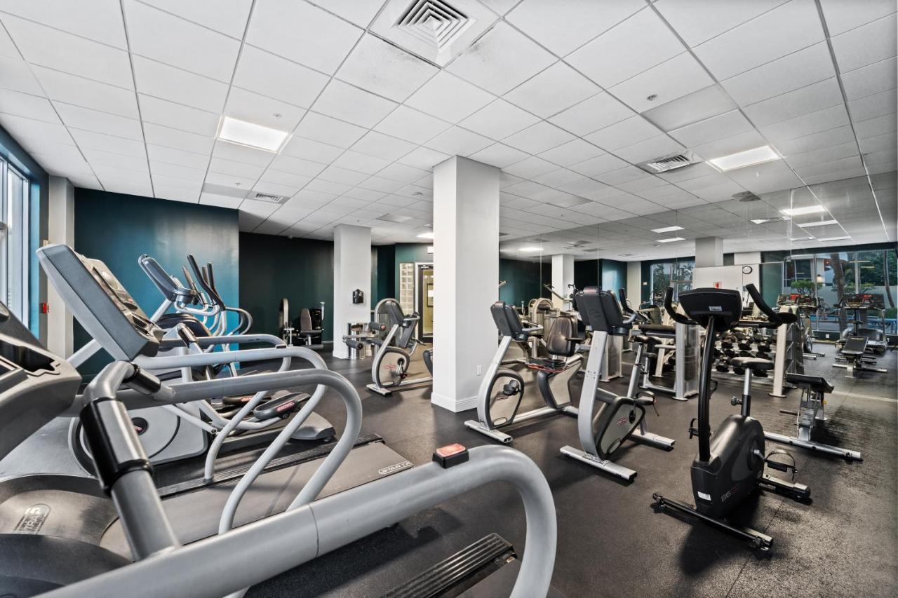 הוליווד Luxury Beachfront Condo Private Beach Access, Pool & Game Room!!! מראה חיצוני תמונה
